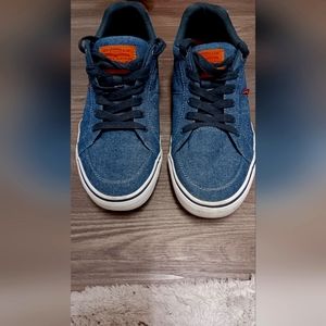 Levi's Denim Like Canvas Sneakers Faux Leather Details Like New Men's Size 11